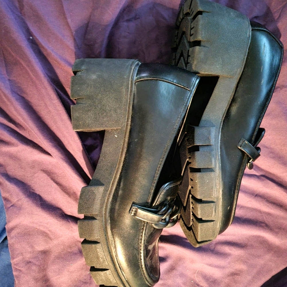 Black ww loafers from Torrid